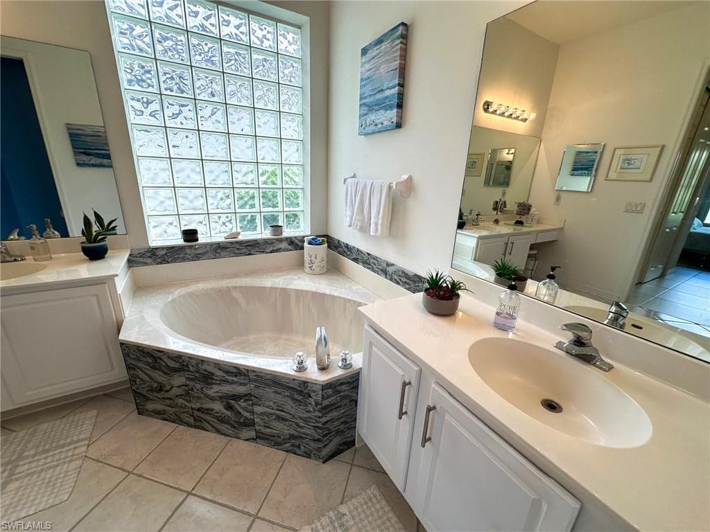309 Harvard Ln, Naples, FL 34104-31