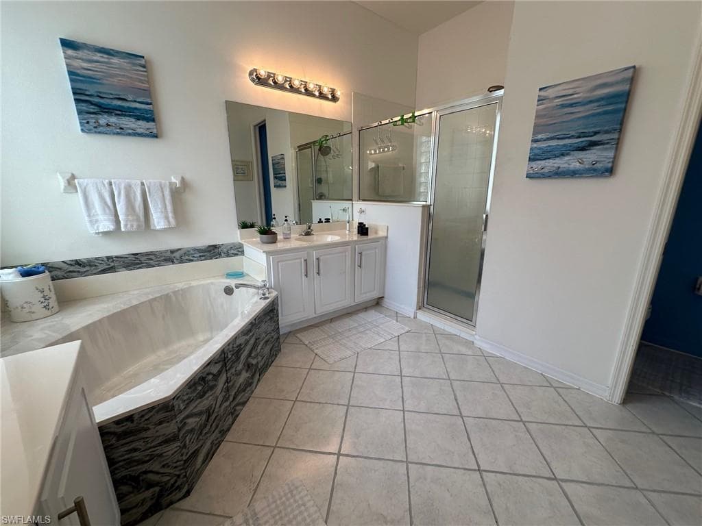 309 Harvard Ln, Naples, FL 34104-32