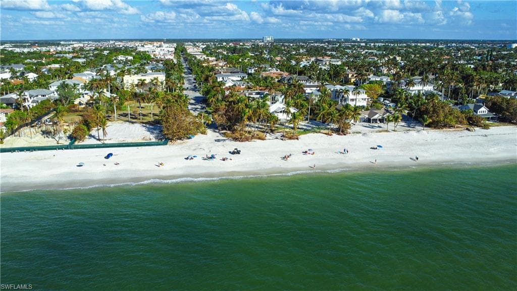 309 Harvard Ln, Naples, FL 34104-43