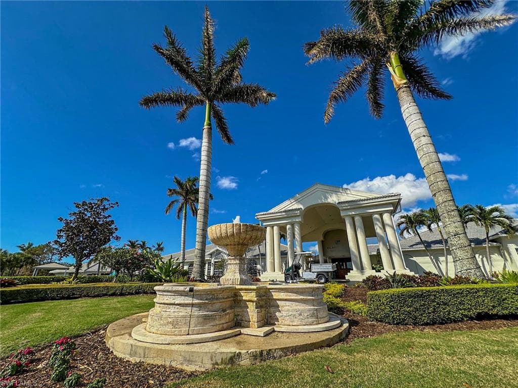 309 Harvard Ln, Naples, FL 34104-45
