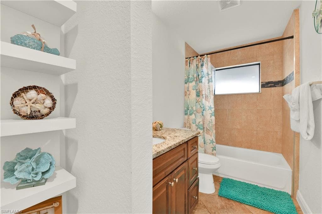 161 Golden Gate Blvd E, Naples, FL 34120-14