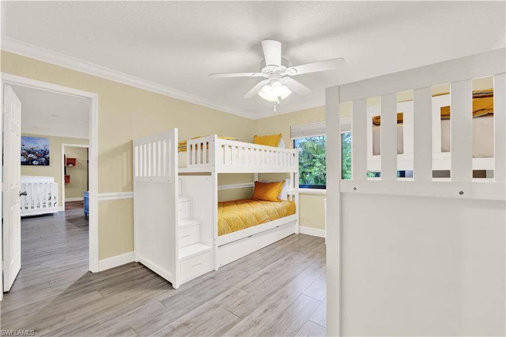 161 Golden Gate Blvd E, Naples, FL 34120-22