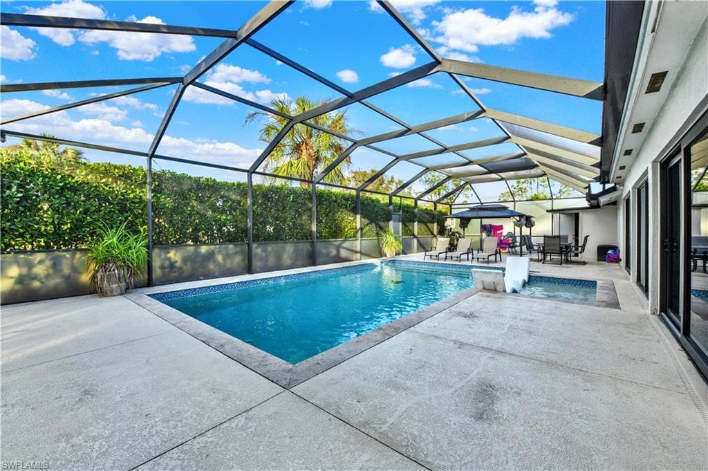 161 Golden Gate Blvd E, Naples, FL 34120-39