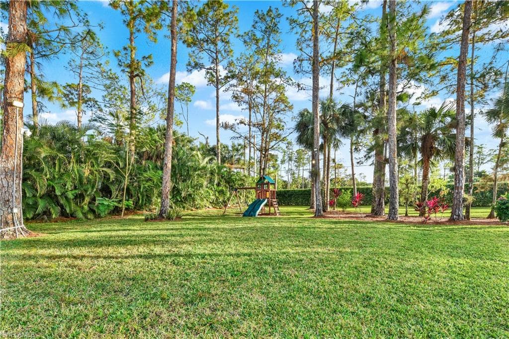 161 Golden Gate Blvd E, Naples, FL 34120-50