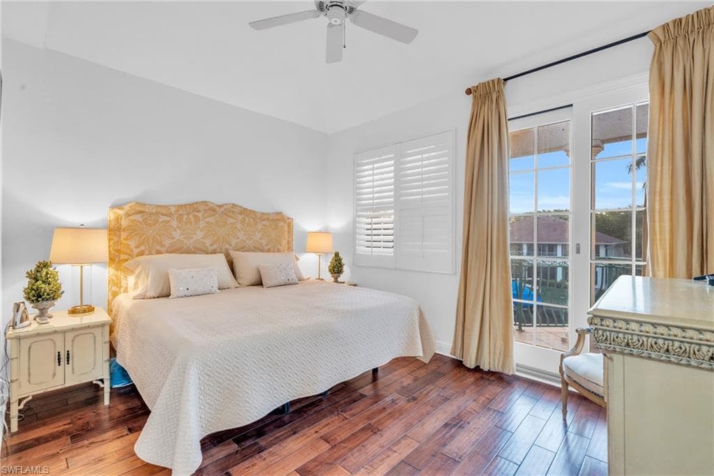 1180 Clam Ct 1, Naples, FL 34102-11