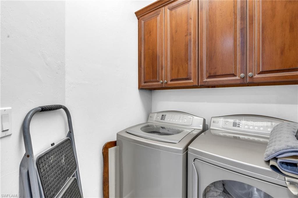 1180 Clam Ct 1, Naples, FL 34102-21