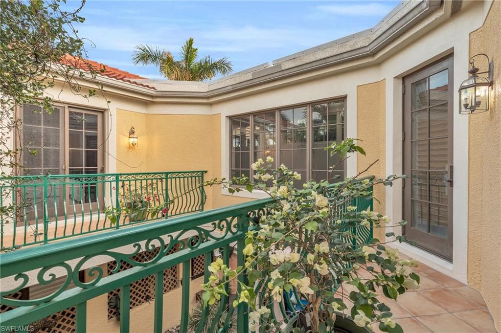 1180 Clam Ct 1, Naples, FL 34102-24