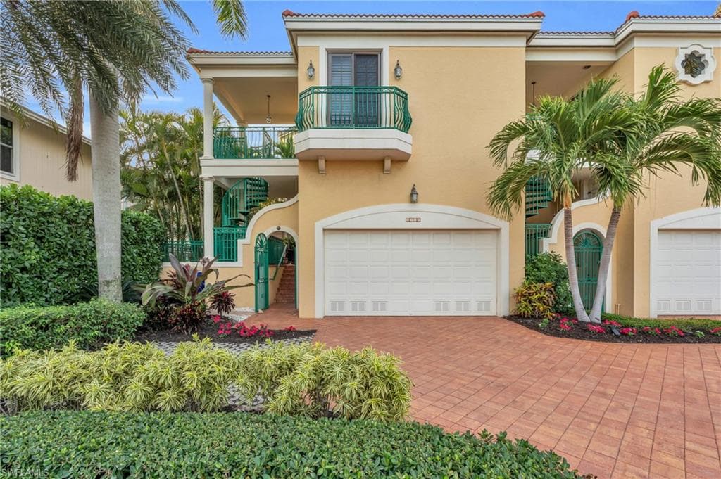 1180 Clam Ct 1, Naples, FL 34102-2