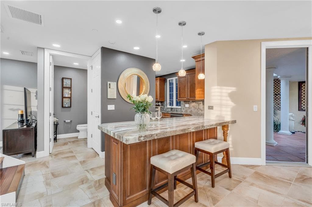 1180 Clam Ct 1, Naples, FL 34102-7