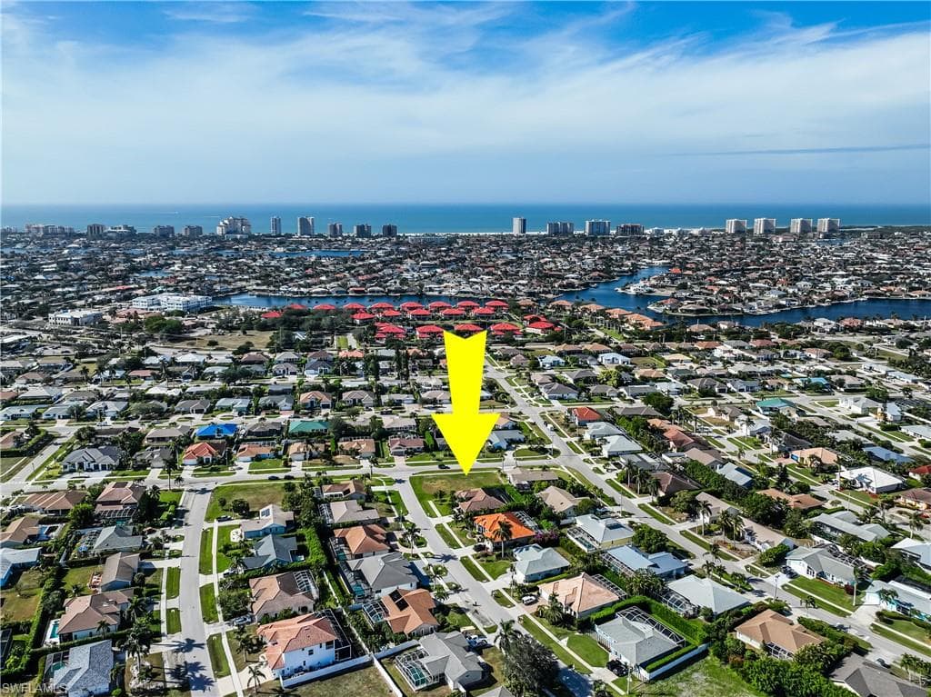 1318 Freeport Ave, Marco Island, FL 34145-2