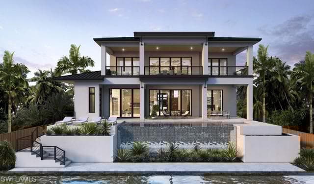 469 Trade Winds Ave, Naples, FL 34108-5