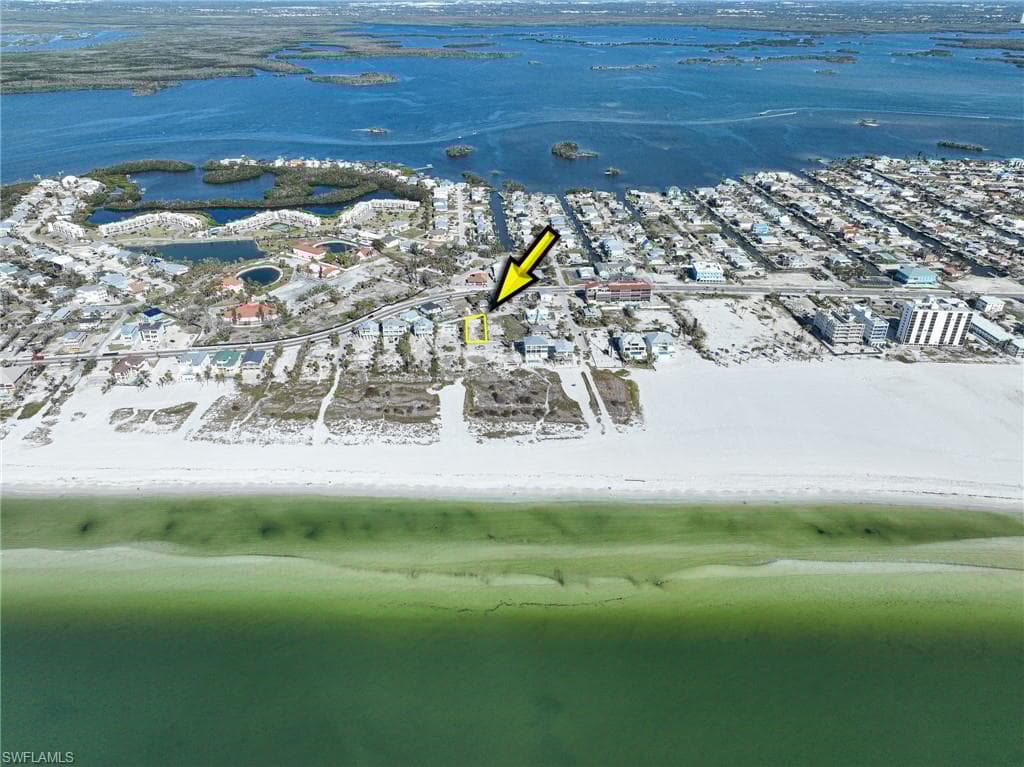 6053/6055 Gulf Rd, Fort Myers Beach, FL 33931-8