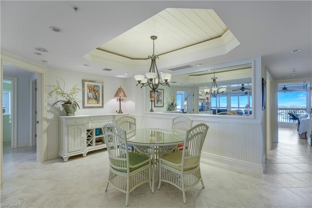 4021 Gulf Shore Blvd N 1002, Naples, FL 34103-9