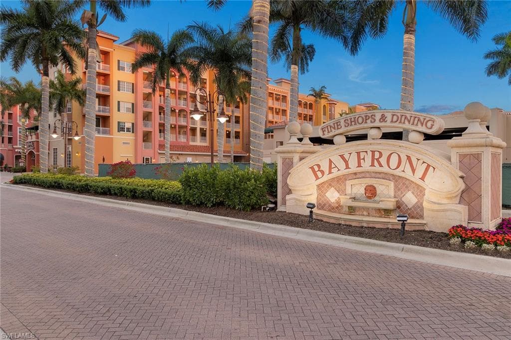 1301 3rd Ave S 7504, Naples, FL 34102-19