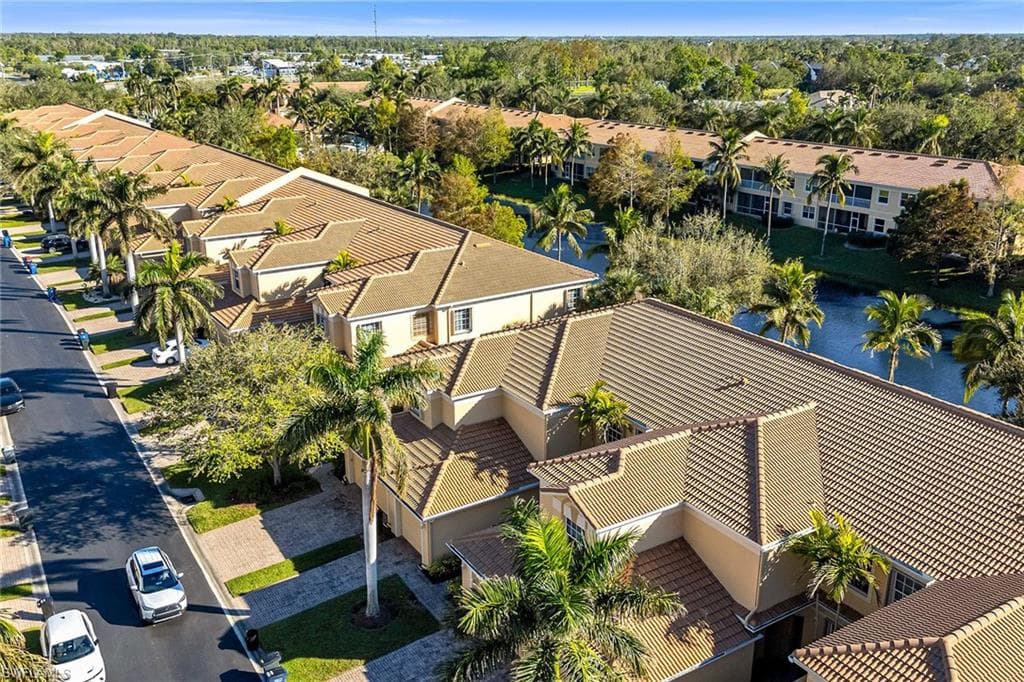 6031 Jonathans Bay Cir 101, Fort Myers, FL 33908-29