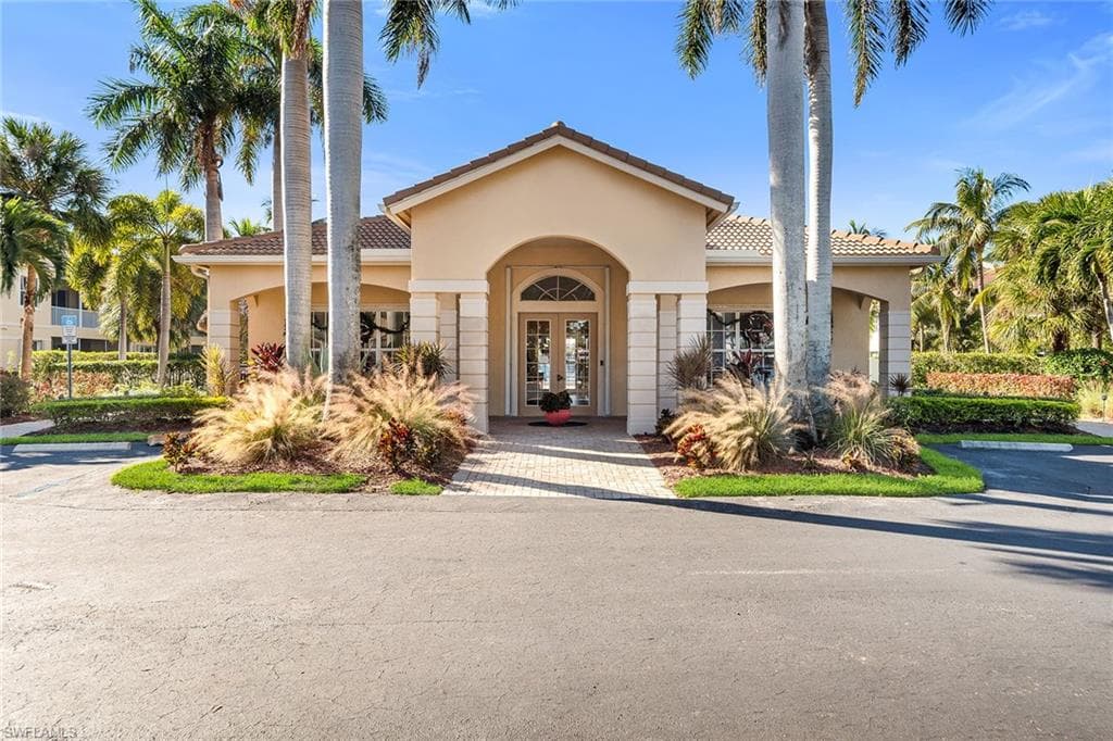 6031 Jonathans Bay Cir 101, Fort Myers, FL 33908-39