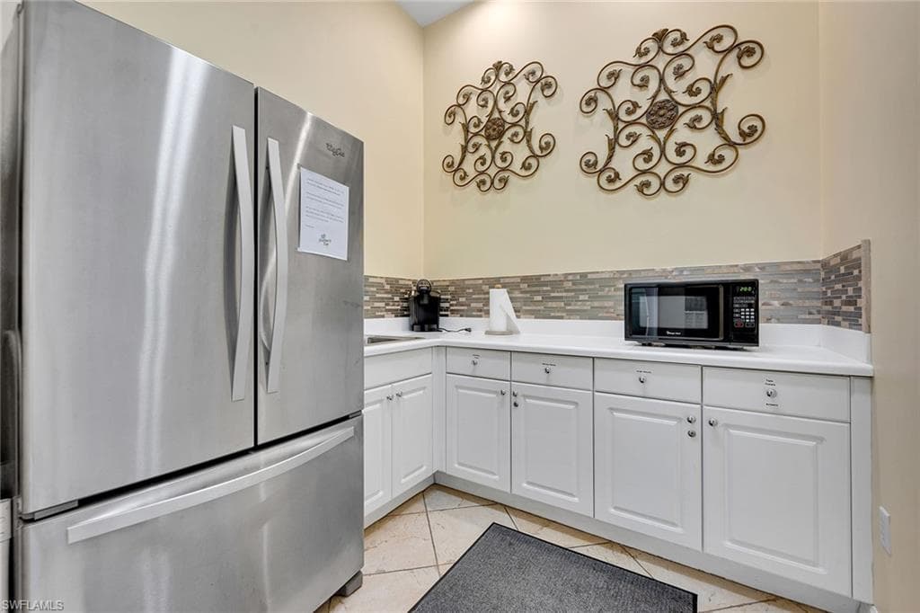 6031 Jonathans Bay Cir 101, Fort Myers, FL 33908-40