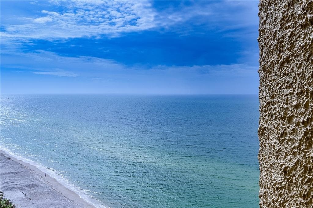 4001 Gulf Shore Blvd N Ph7, Naples, FL 34103-28