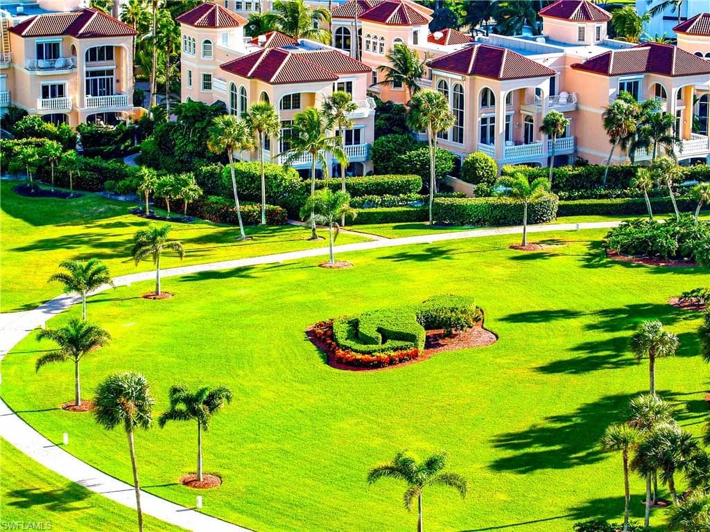 4001 Gulf Shore Blvd N Ph7, Naples, FL 34103-8