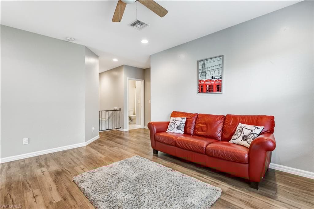 15104 Summit Place Cir 216, Naples, FL 34119-25