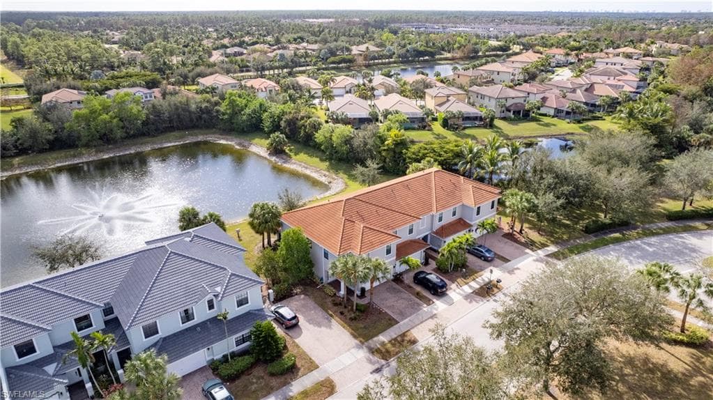 15104 Summit Place Cir 216, Naples, FL 34119-3