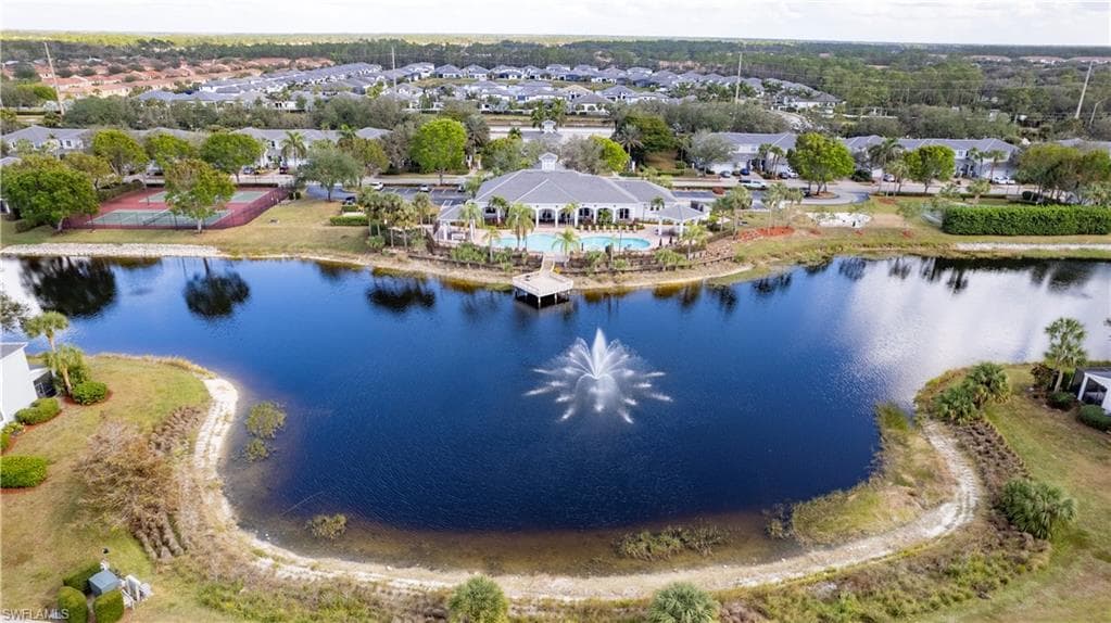 15104 Summit Place Cir 216, Naples, FL 34119-42