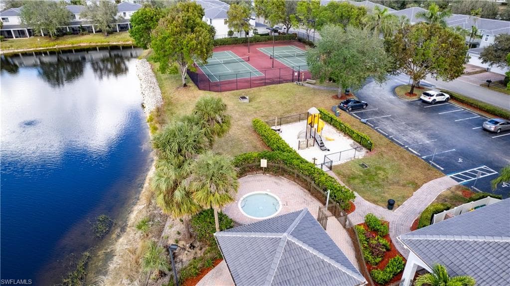 15104 Summit Place Cir 216, Naples, FL 34119-44
