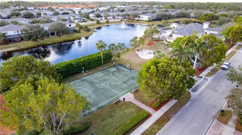 15104 Summit Place Cir 216, Naples, FL 34119-47