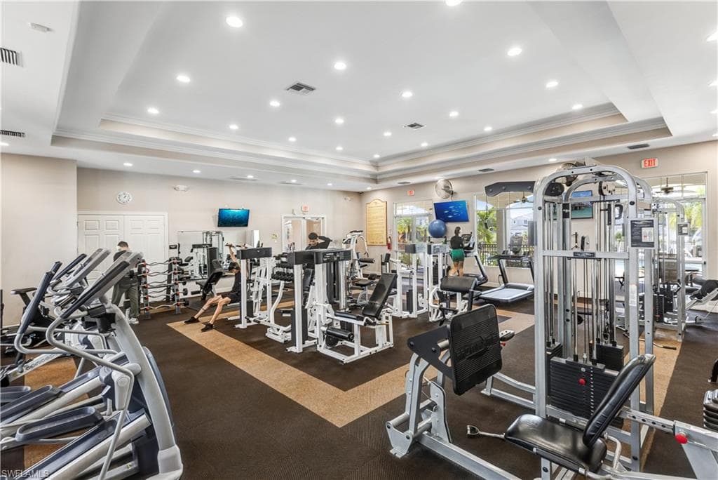 15104 Summit Place Cir 216, Naples, FL 34119-48
