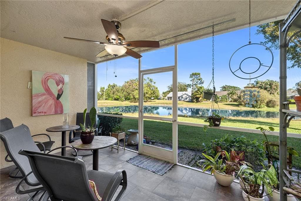 200 Furse Lakes Cir B2, Naples, FL 34104-15