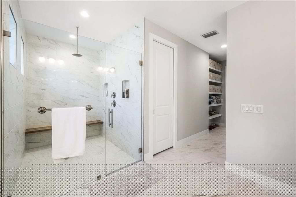3700 11th Ave SW, Naples, FL 34117-21