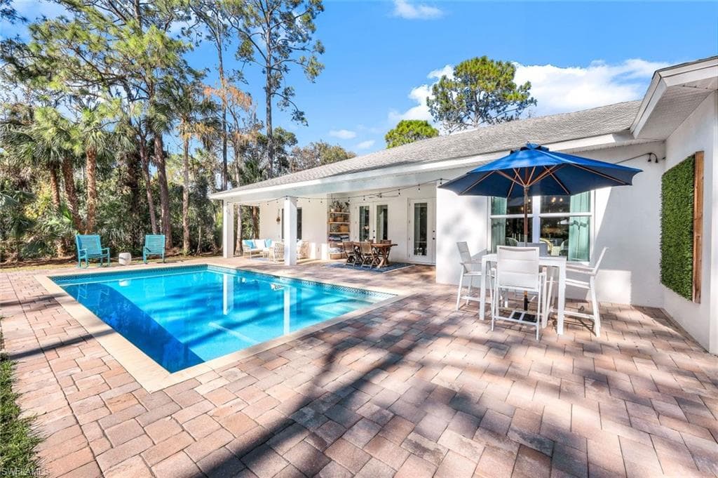 3700 11th Ave SW, Naples, FL 34117-33