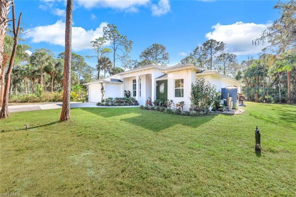 3700 11th Ave SW, Naples, FL 34117-4