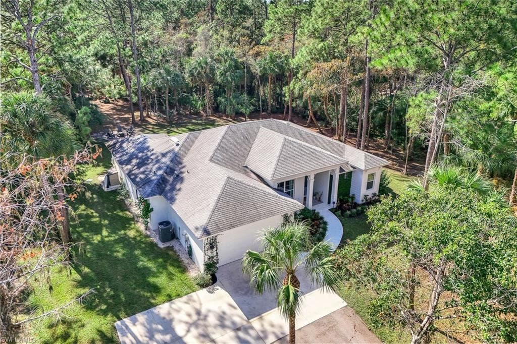 3700 11th Ave SW, Naples, FL 34117-5