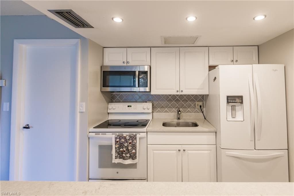 3 Bob O Link Ct 3b, Naples, FL 34105-10
