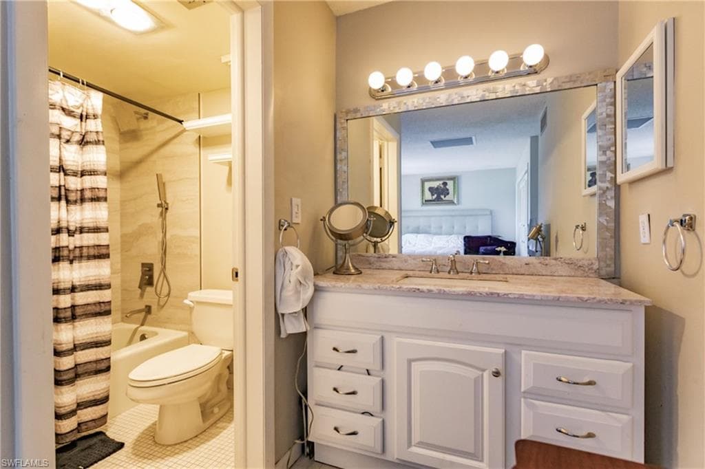 3 Bob O Link Ct 3b, Naples, FL 34105-17