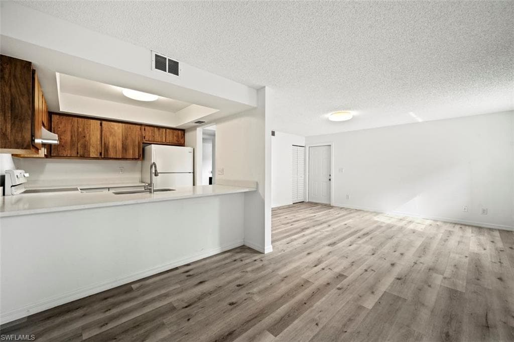 5761 Foxlake Dr A, North Fort Myers, FL 33917-8
