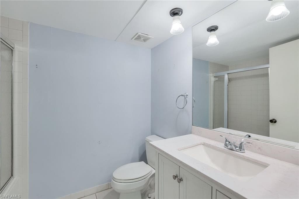 500 Misty Pines Cir 105, Naples, FL 34105-14