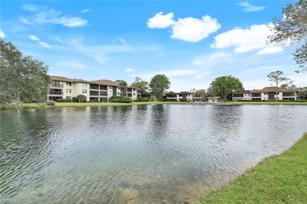 500 Misty Pines Cir 105, Naples, FL 34105-15
