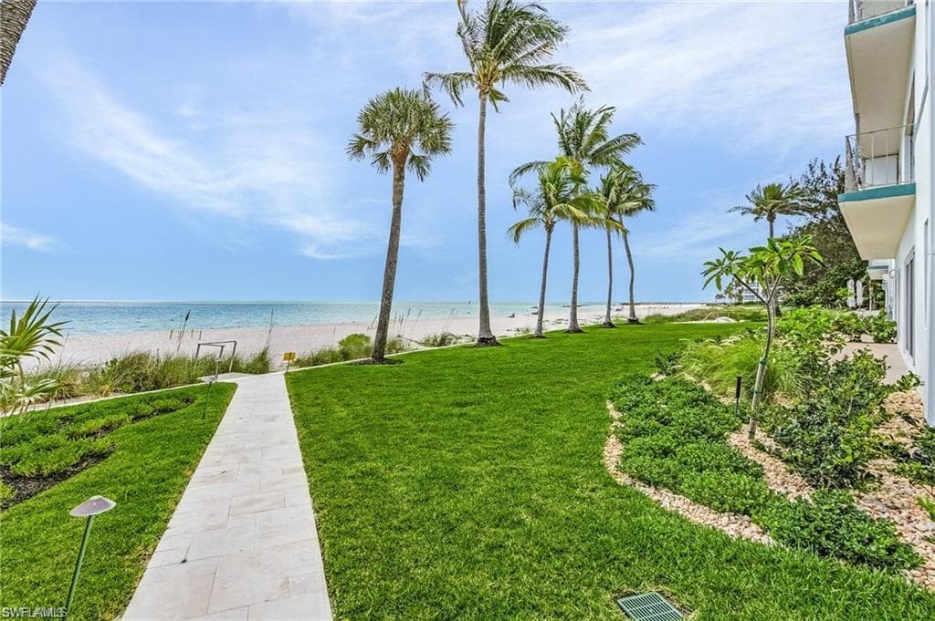 2011 Gulf Shore Blvd N 54, Naples, FL 34102-22