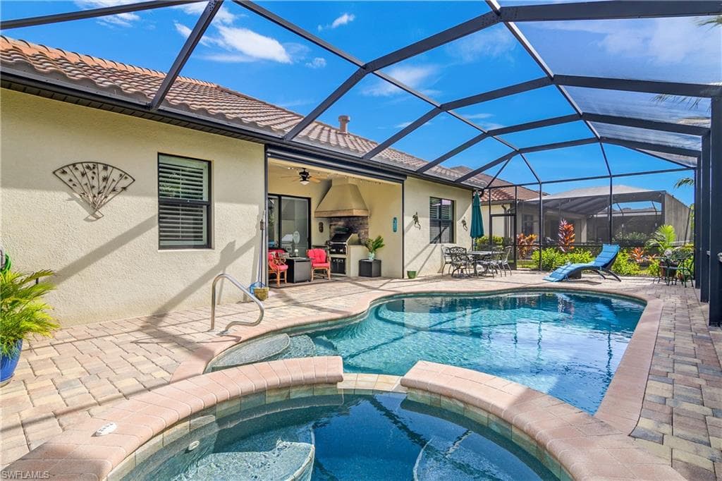 9355 Vercelli Ct, Naples, FL 34113-17