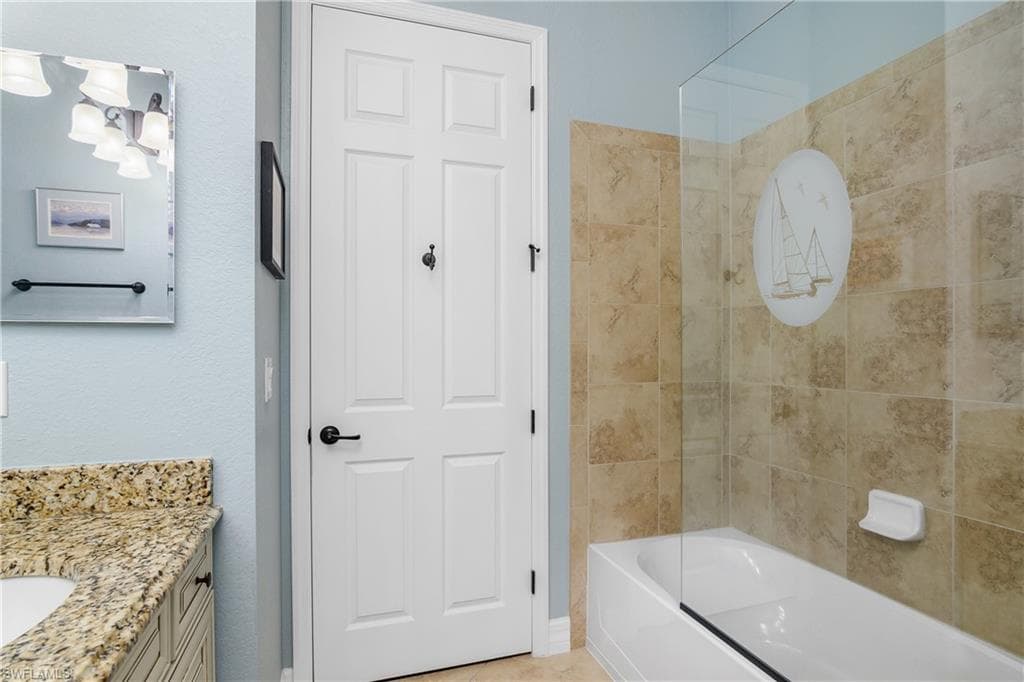 9355 Vercelli Ct, Naples, FL 34113-35