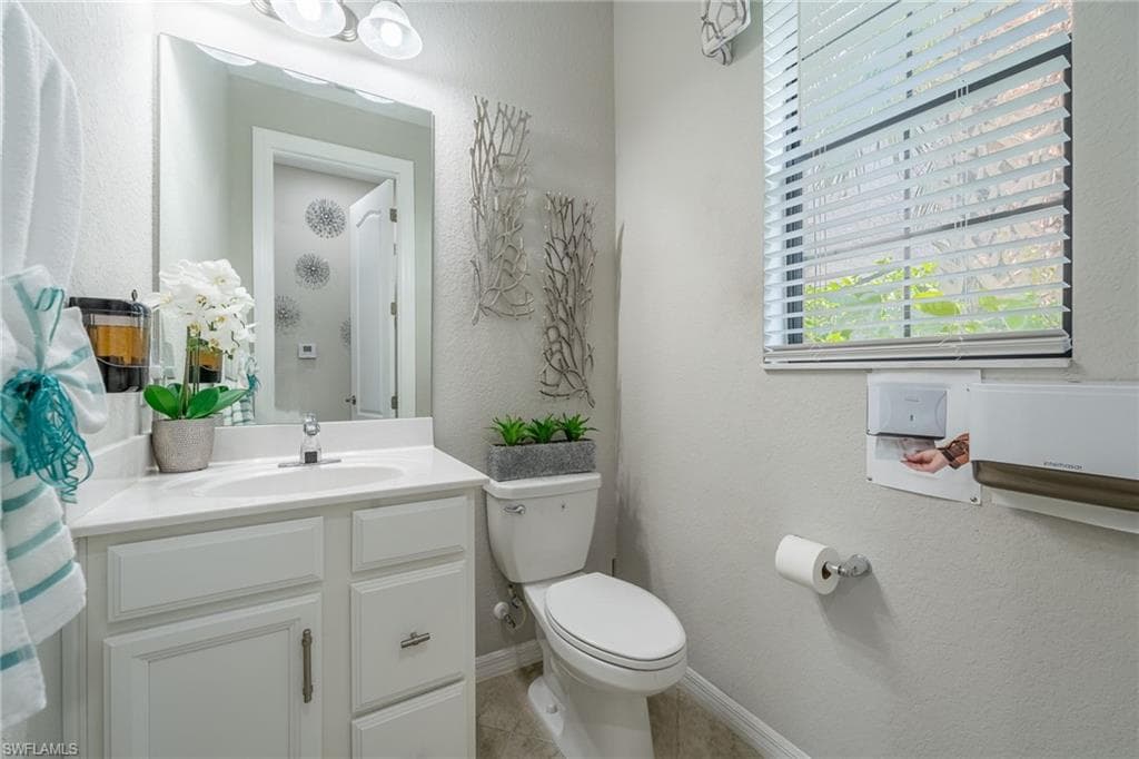 1154 Penrose Ct 20, Naples, FL 34113-23