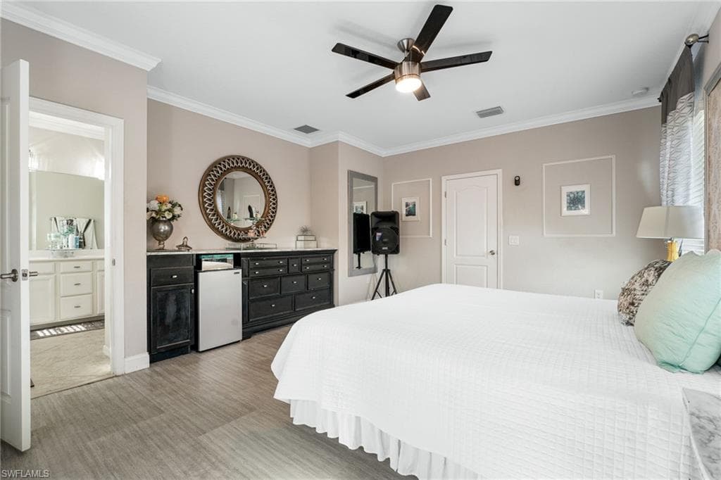 1154 Penrose Ct 20, Naples, FL 34113-28