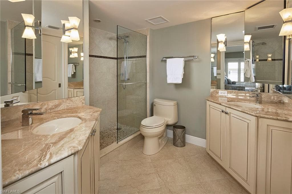 2650 Gulf Shore Blvd N 701, Naples, FL 34103-6