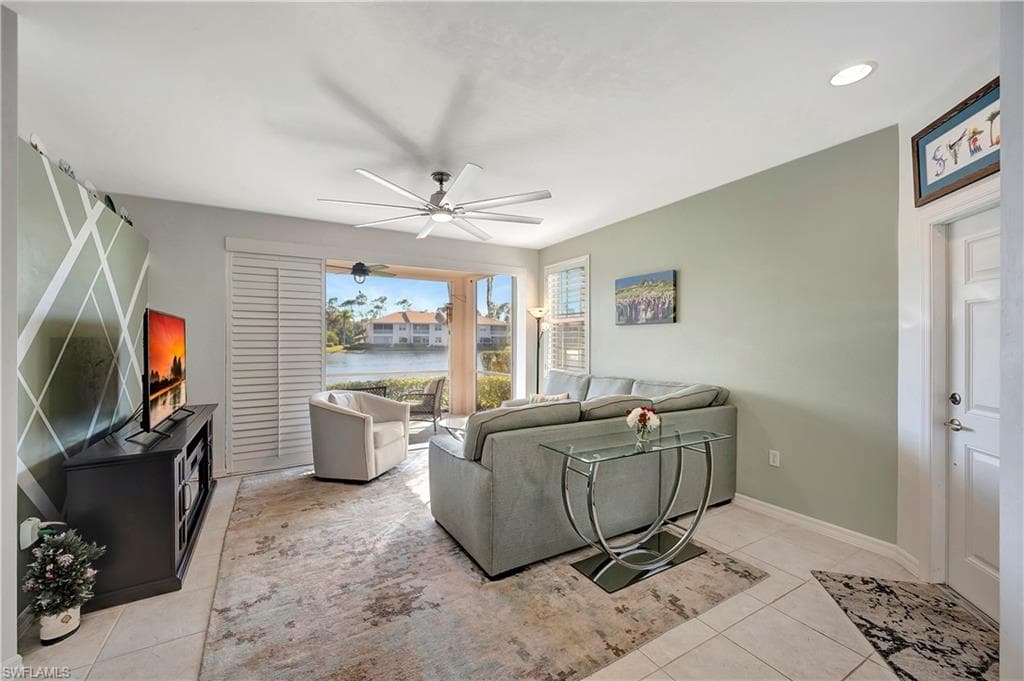 6235 Wilshire Pines Cir 1404, Naples, FL 34109-16