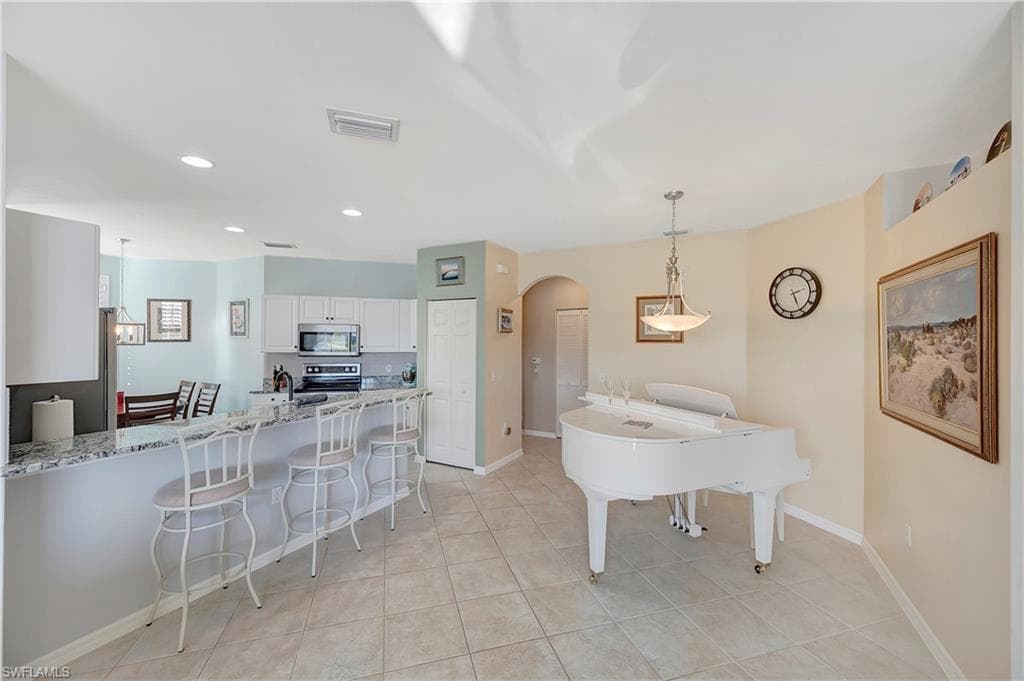 6235 Wilshire Pines Cir 1404, Naples, FL 34109-19