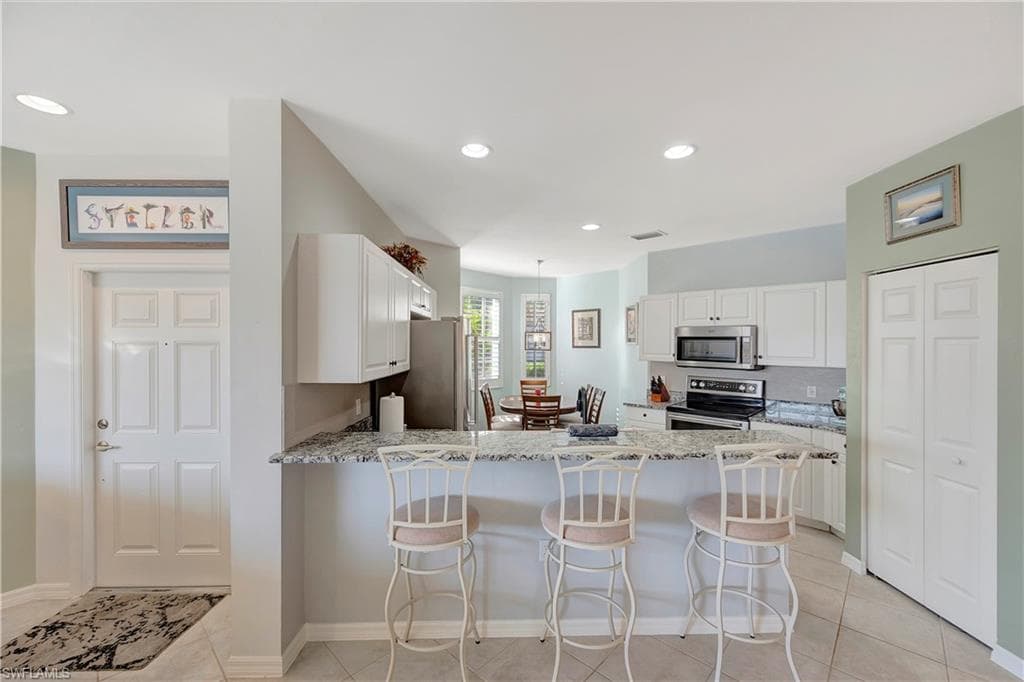 6235 Wilshire Pines Cir 1404, Naples, FL 34109-22