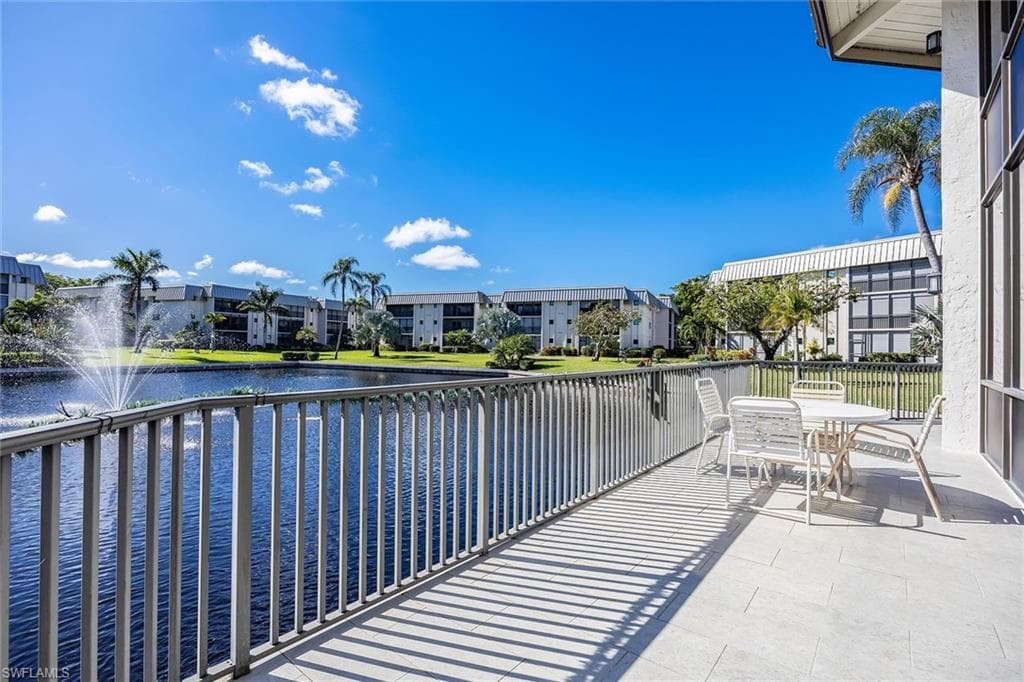 788 Park Shore Dr E39, Naples, FL 34103-34