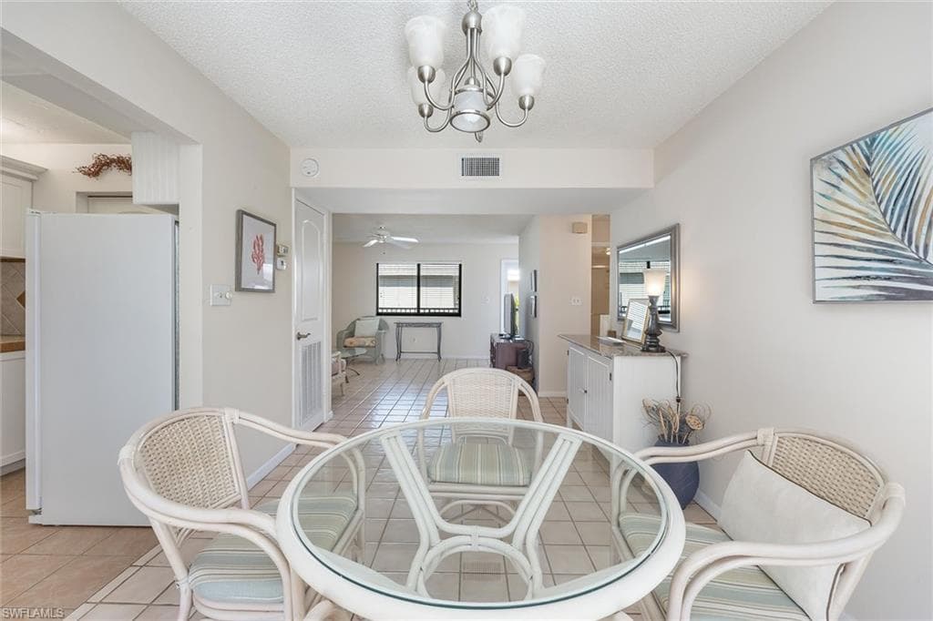788 Park Shore Dr E39, Naples, FL 34103-7